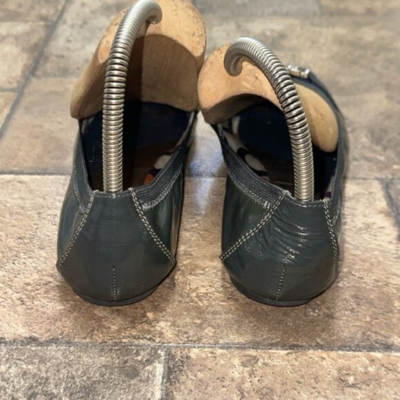 Coach Size 6 - Picture 4 of 7